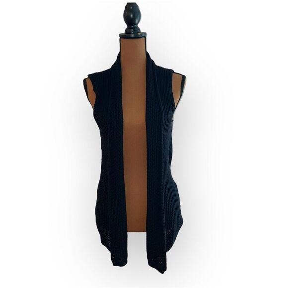 Croft & Barrow, Black Textured Knit Pointed Draped Open Front Vest Women’s Small - Picture 1 of 12